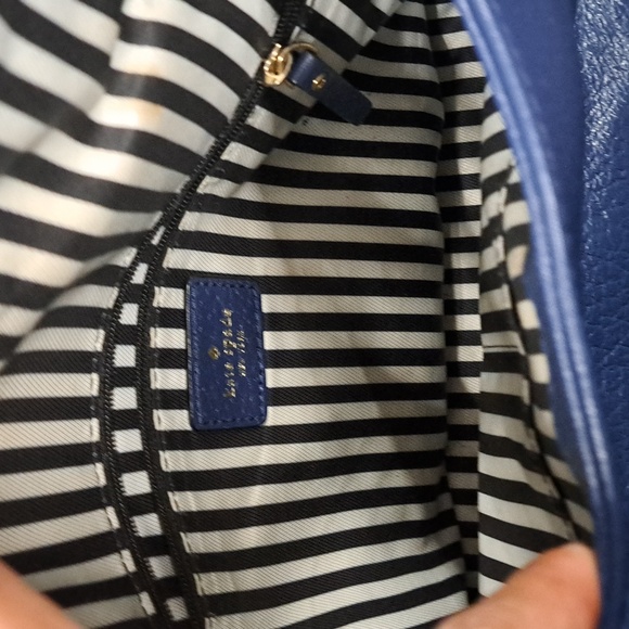 Kate Spade New York Cobble Hill tassel crossbody bag in a navy blue - Picture 8 of 16